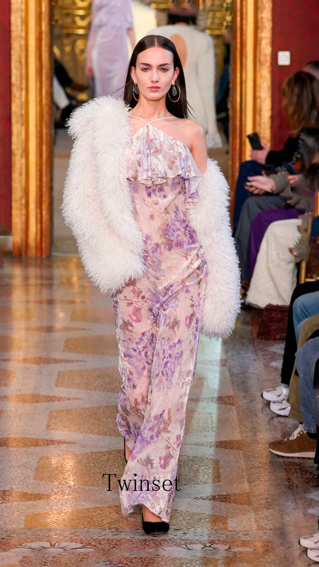 SHOWS Amina at MIlan Fashion Week FW 25