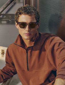Alex for Akoni