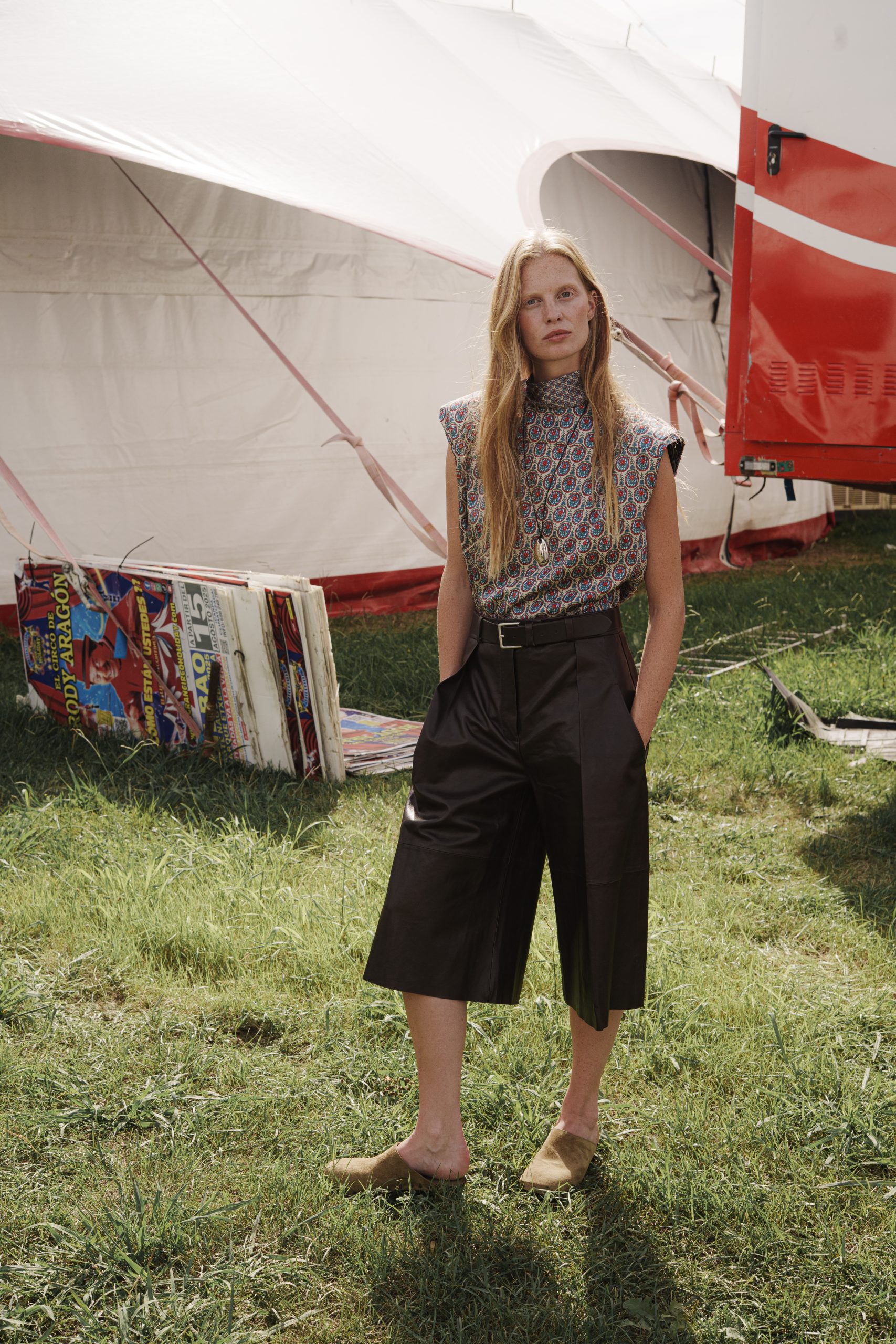 CAMPAIGN Anne x Himba